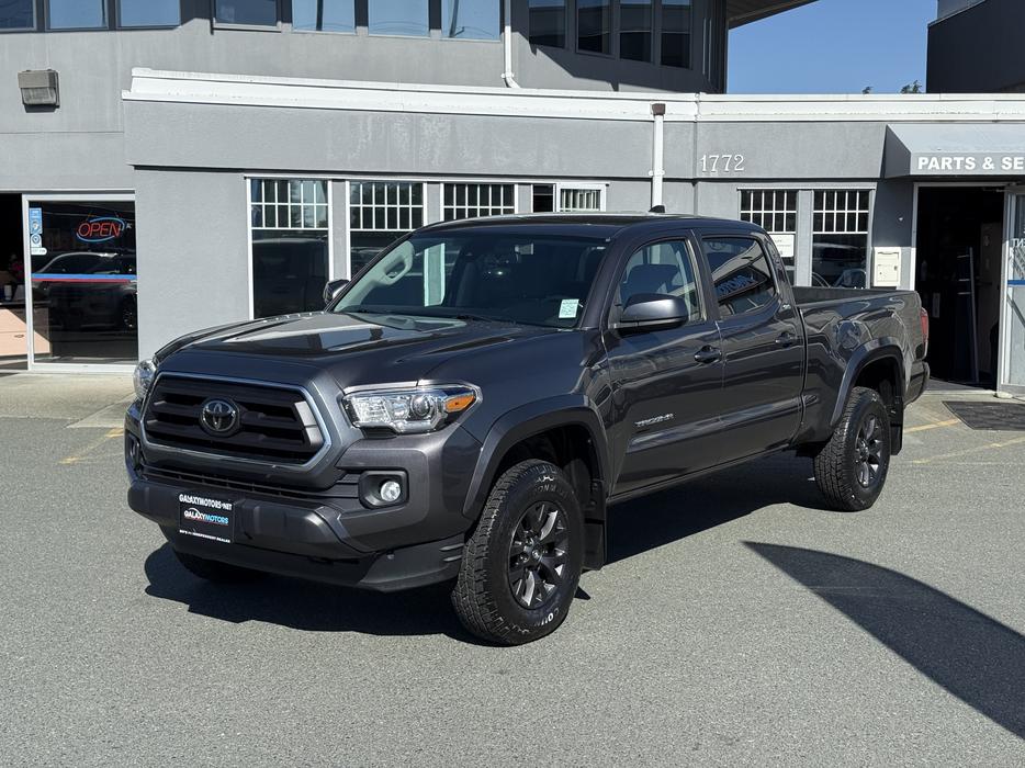 2021 Toyota Tacoma V6 4WD - Automatic Headlight & Heated Front Seats display photo