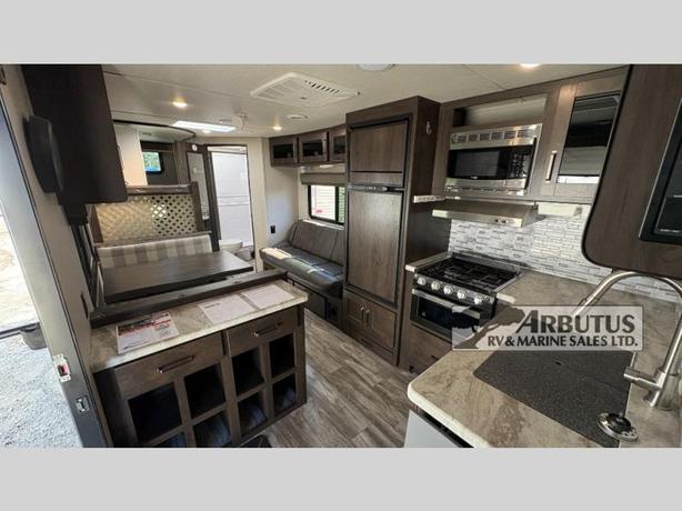 Used 2021 Grand Design Transcend Xplor 247BH image 4