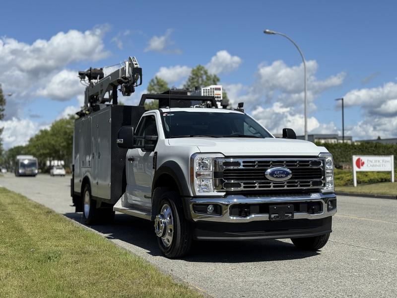 2023 Ford F-550 Super Duty XLT 4x4 Powerstroke Diesel Crane With Welder Service  display photo