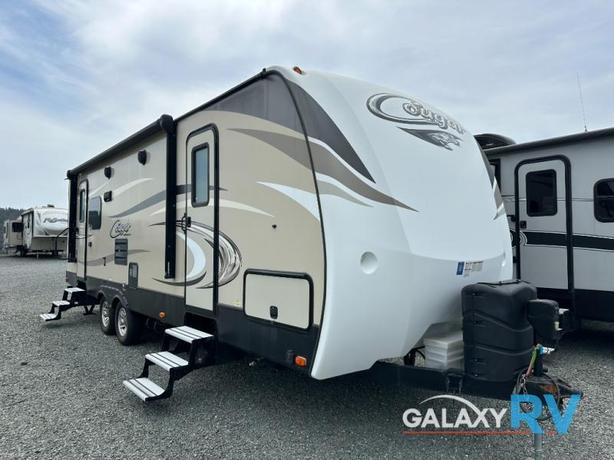 Used 2018 Keystone RV Cougar Half-Ton Series 28RLSWE image 1