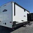 Used 2021 CrossRoads RV Hampton HP372FDB thumbnail image 5