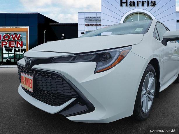 2022 Toyota Corolla Hatchback | Low KM | Cruise Control! image 8