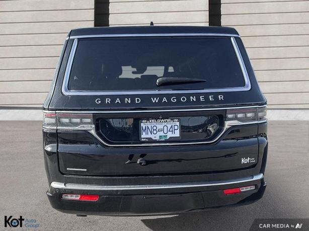 2023 Jeep Grand Wagoneer L image 5