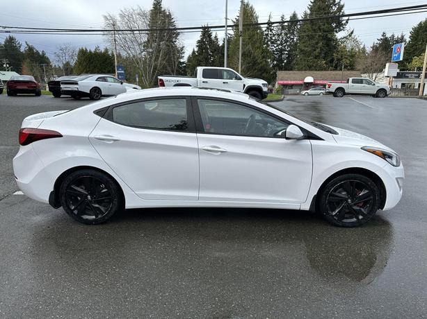 2016 Hyundai Elantra GLS image 6