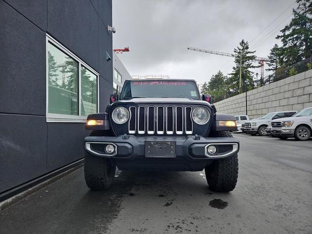 2021 Jeep Wrangler Unlimited Sahara 4x4 | One Owner! image 2