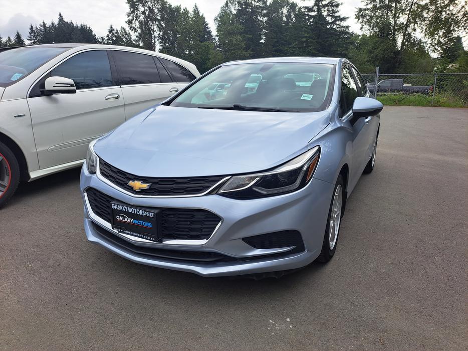 2018 Chevrolet Cruze display photo