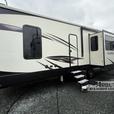 Used 2019 Heartland ElkRidge 40FL thumbnail image 4