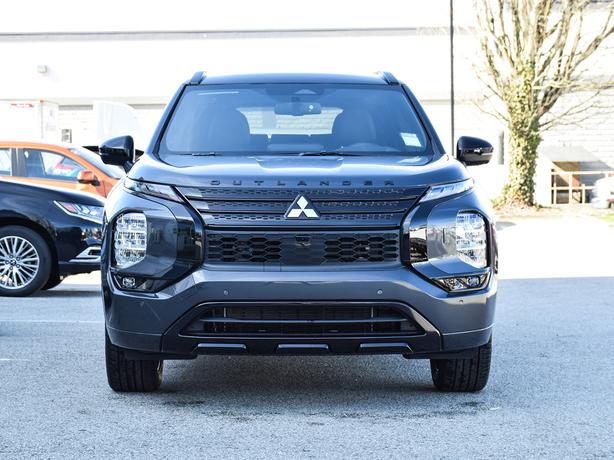 2025 Mitsubishi Outlander PHEV Noir - $10,000 Discount, Manager Demo! image 2