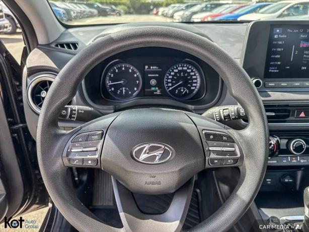 2022 Hyundai Kona LE ONE OWNER! NO ACCIDENT! image 6