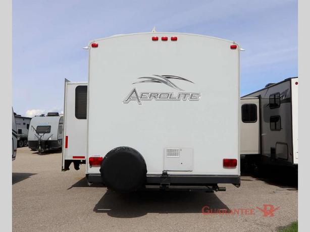 Used 2012 Dutchmen RV Aerolite 269DBS image 5