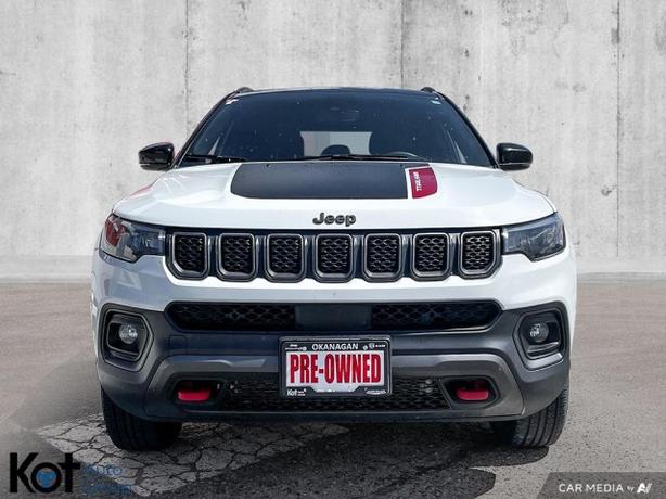 2024 Jeep Compass Trailhawk | Remote Start | Heated Steering Wheel | Apple CarPl image 8