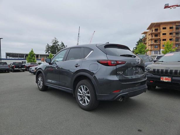 2024 Mazda CX-5 GXGX AWD w/o CD |  Front Collision Mitigation | One Owner! image 4