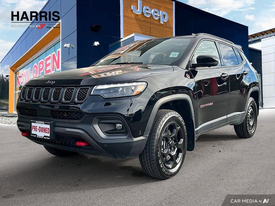 2023 Jeep Compass Trailhawk Elite | GPS Navigation! display photo