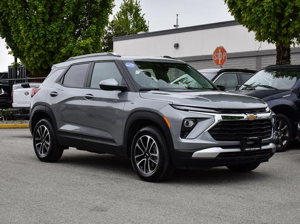 2025 Chevrolet TrailBlazer LT - No Accidents, One Owner, Manager Demo image 6