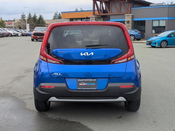 2022 Kia Soul EX - No Accidents, Heated Seats, Apple CarPlay/AA image 7