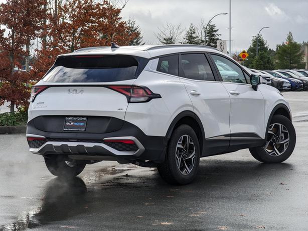 2023 Kia Sportage LX - No Accidents, Heated Seats, AWD image 6