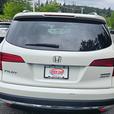 2017 Honda  Pilot Touring thumbnail image 3