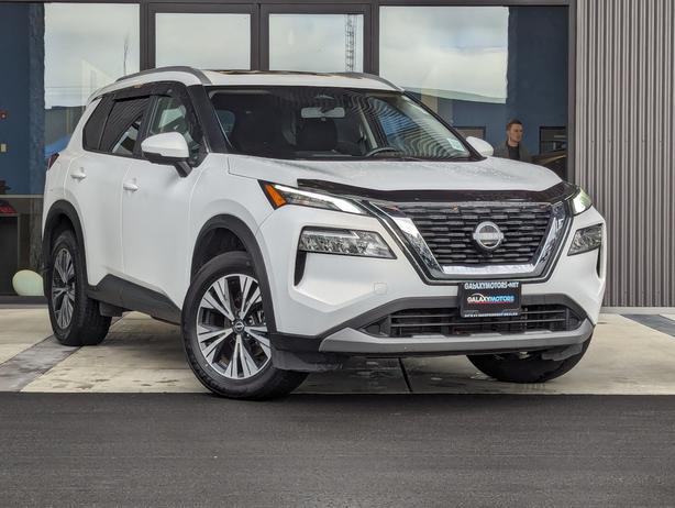 2023 Nissan Rogue SV - AWD, Heated Seats, Sunroof image 4