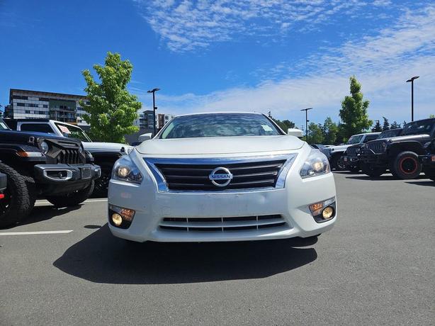 2013 Nissan Altima 2.5 SL | Heated Seats! image 2
