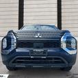 2024 Mitsubishi Outlander ES thumbnail image 2