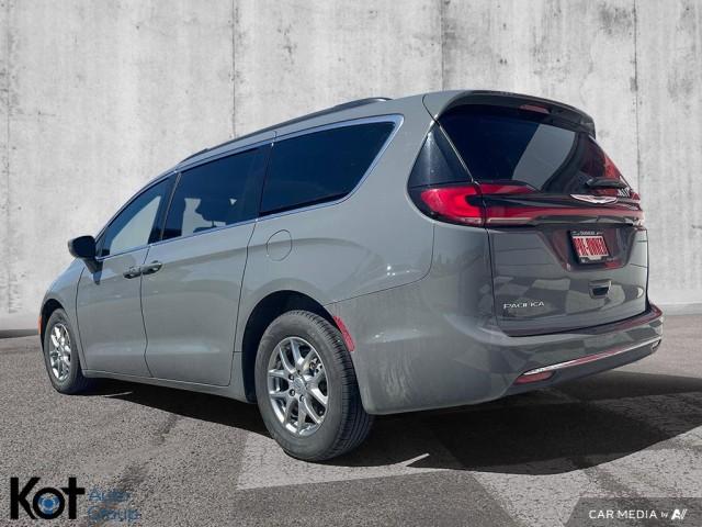 2022 Chrysler Pacifica Touring | Remote Start | Apple CarPlay & Android Auto | S display photo