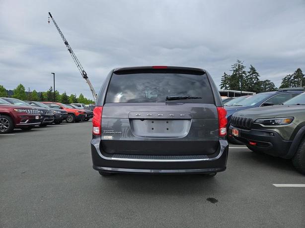 2019 Dodge Grand Caravan Canada Value Package 2WD | No Reported Accidents | One  image 5