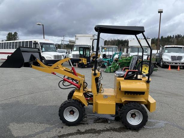 2024 AGT KRW23 Mini Loader 739CC Gas Engine 4x4 (New) image 2