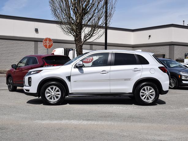 2024 Mitsubishi RVR SE AWC - Heated Seats, Apple Carplay/Android Auto image 2