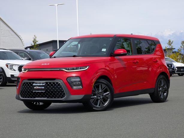 2022 Kia Soul EX - Sunroof, Heated Seats, Apple CarPlay/AA image 1