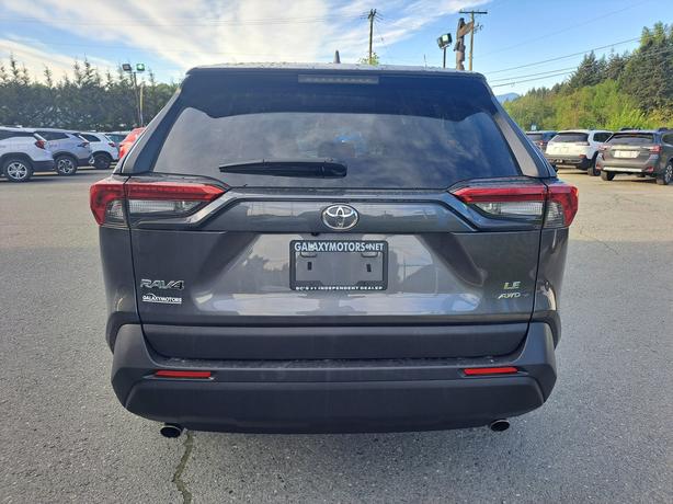 2022 Toyota RAV4 AWD - Heated Seats, Back-Up Camera image 7