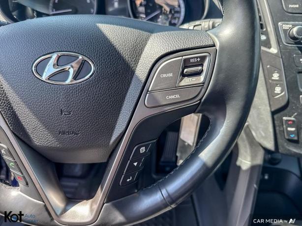 2018 Hyundai Santa Fe Sport SE VERY LOW KMS! NO ACCIDENT! LEATHER! SUNROOF! image 8