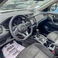 2018 Nissan Rogue SV thumbnail image 6