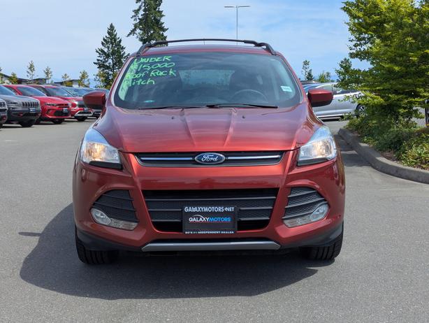 2015 Ford Escape SE - Heated Seats, Nav image 3