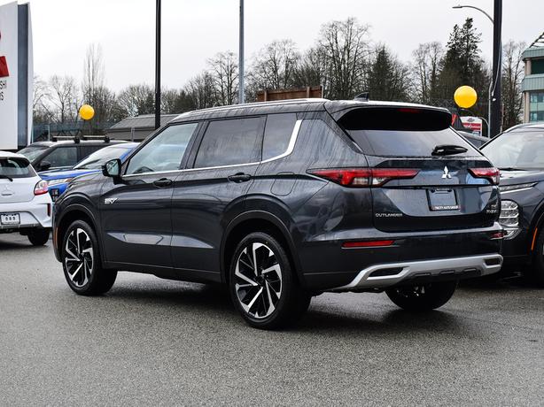 2025 Mitsubishi Outlander PHEV GT - $10,000 Discount, Manager Demo! image 3
