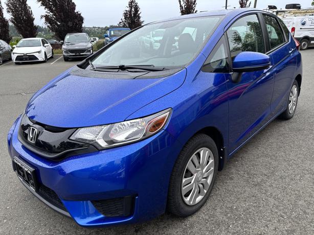2015 Honda Fit LX image 3