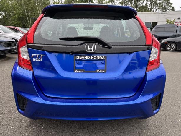 2015 Honda Fit LX image 6