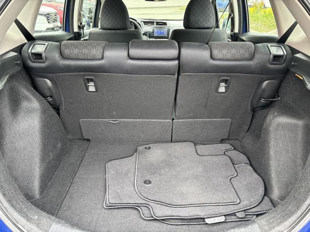 2015 Honda Fit LX image 8