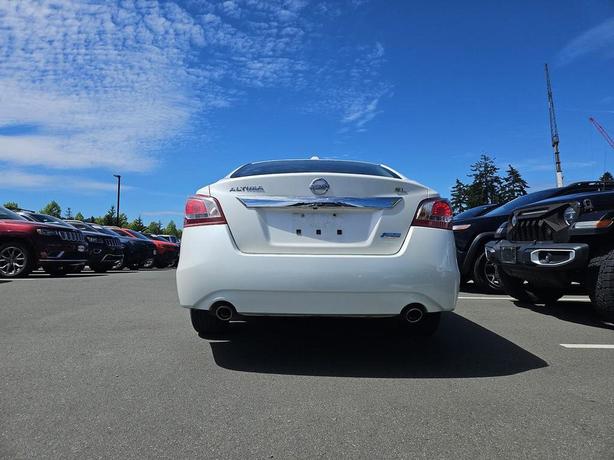 2013 Nissan Altima 2.5 SL | Heated Seats! image 5