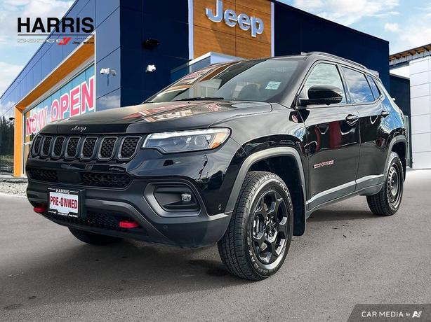 2023 Jeep Compass Trailhawk Elite | GPS Navigation! image 1