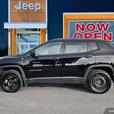 2023 Jeep Compass Trailhawk Elite | GPS Navigation! thumbnail image 3