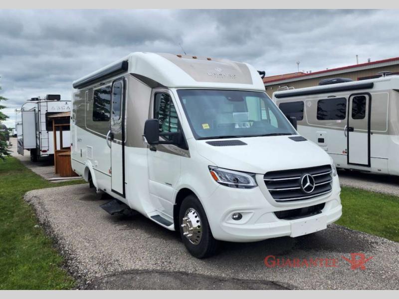 Used 2022 Triple E Unity 24MB display photo