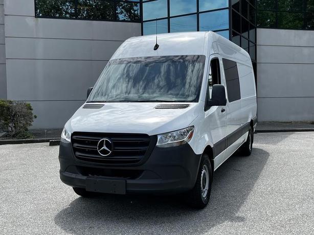 2019 Mercedes-Benz Sprinter 3500  5 Passenger High Roof  Cargo Van 170-inch Whee image 4