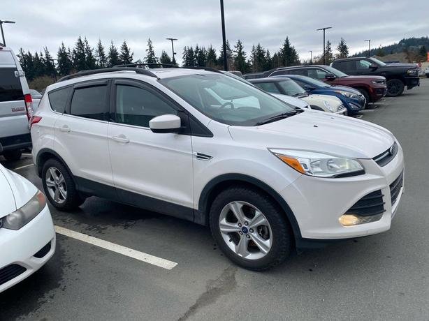 2014 Ford Escape 4WD 4dr SE | Bluetooth Connect | Back Up Camera! image 4