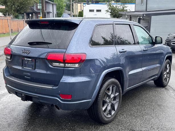 2021 Jeep Grand Cherokee 80th Anniversary Edition - Manager Demo, Sunroof image 5