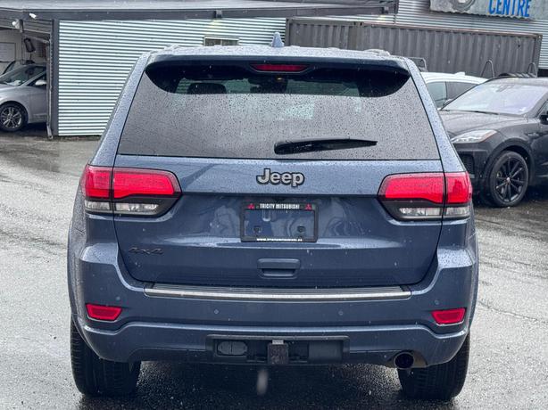 2021 Jeep Grand Cherokee 80th Anniversary Edition - Manager Demo, Sunroof image 6