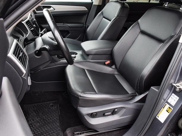 2018 Volkswagen Atlas Comfortline  - No Accidents, Leather, Heated Seats image 8