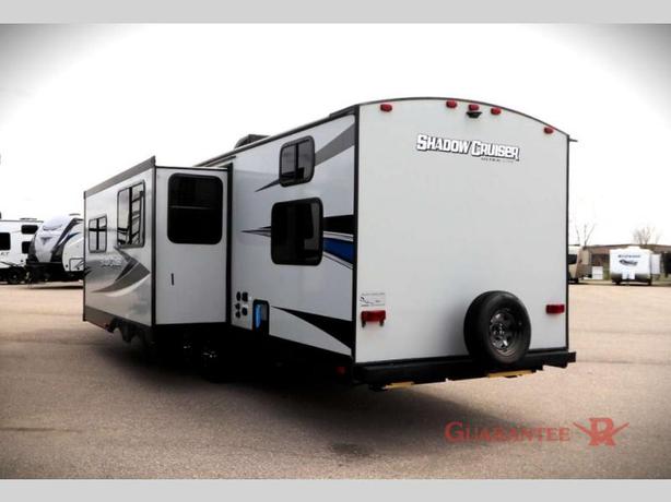 Used 2020 Cruiser Shadow Cruiser 280QBS image 6