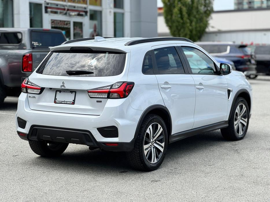 2022 Mitsubishi RVR SEL - No Accidents, One Owner, Heated Steering display photo