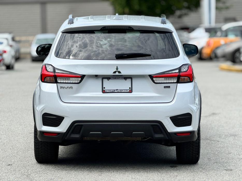 2022 Mitsubishi RVR SEL - No Accidents, One Owner, Heated Steering display photo