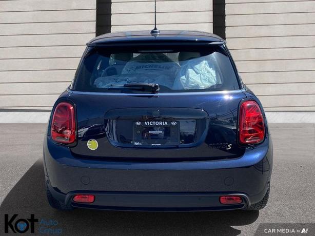 2023 Mini 3 door Cooper SE - 2 SETS OF TIRES! FULL EV! APPLE CARPLAY! VERY LOW K image 5